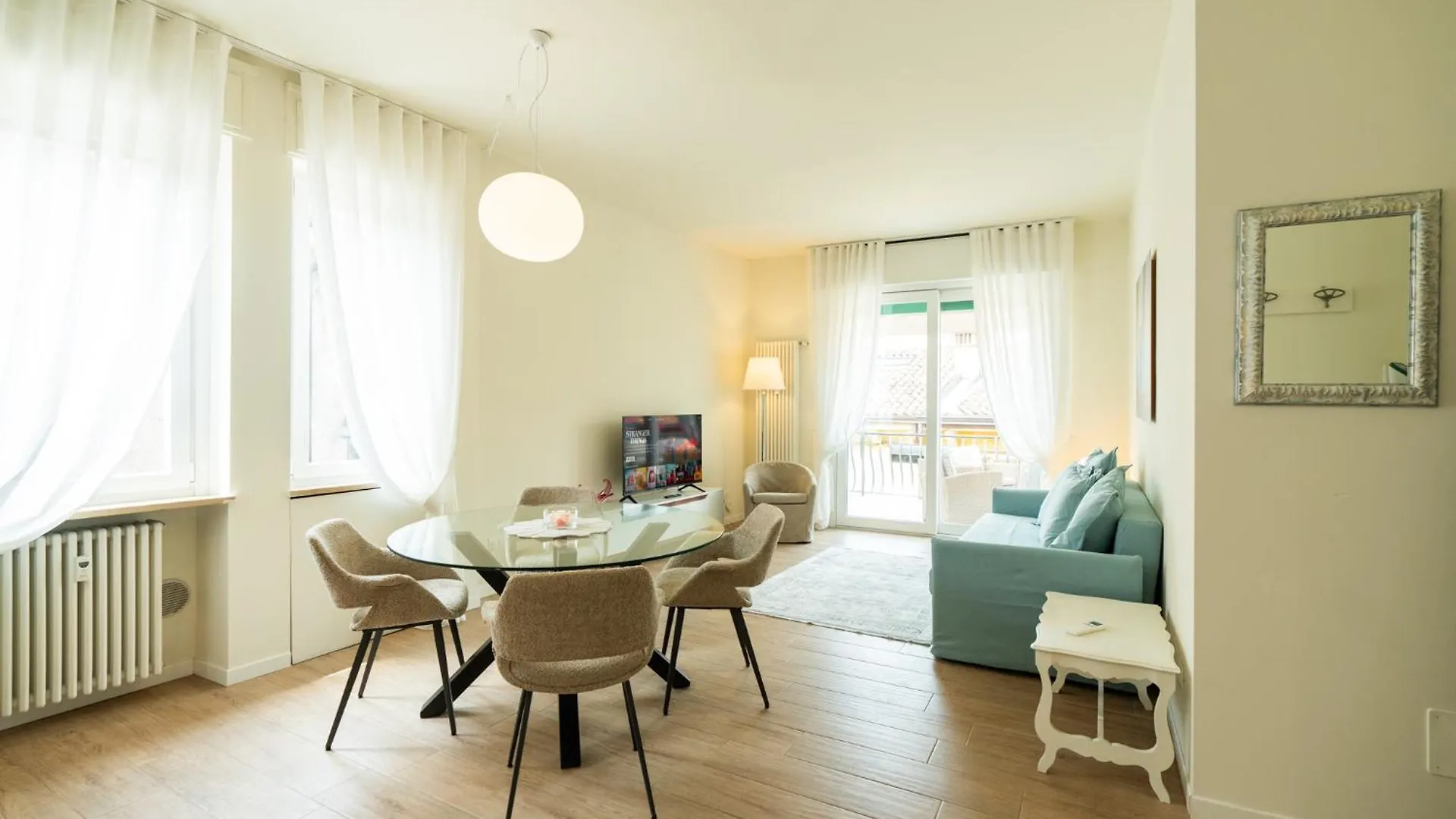 Domus Verona - Ampia Residenza Filippini A Pochi Passi Dall'Arena