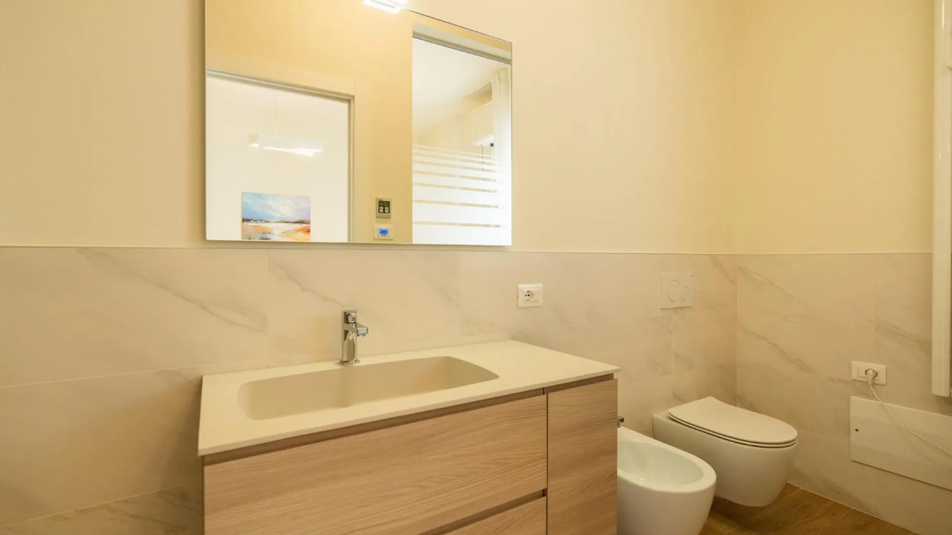 Domus Verona - Ampia Residenza Filippini A Pochi Passi Dall'Arena 公寓