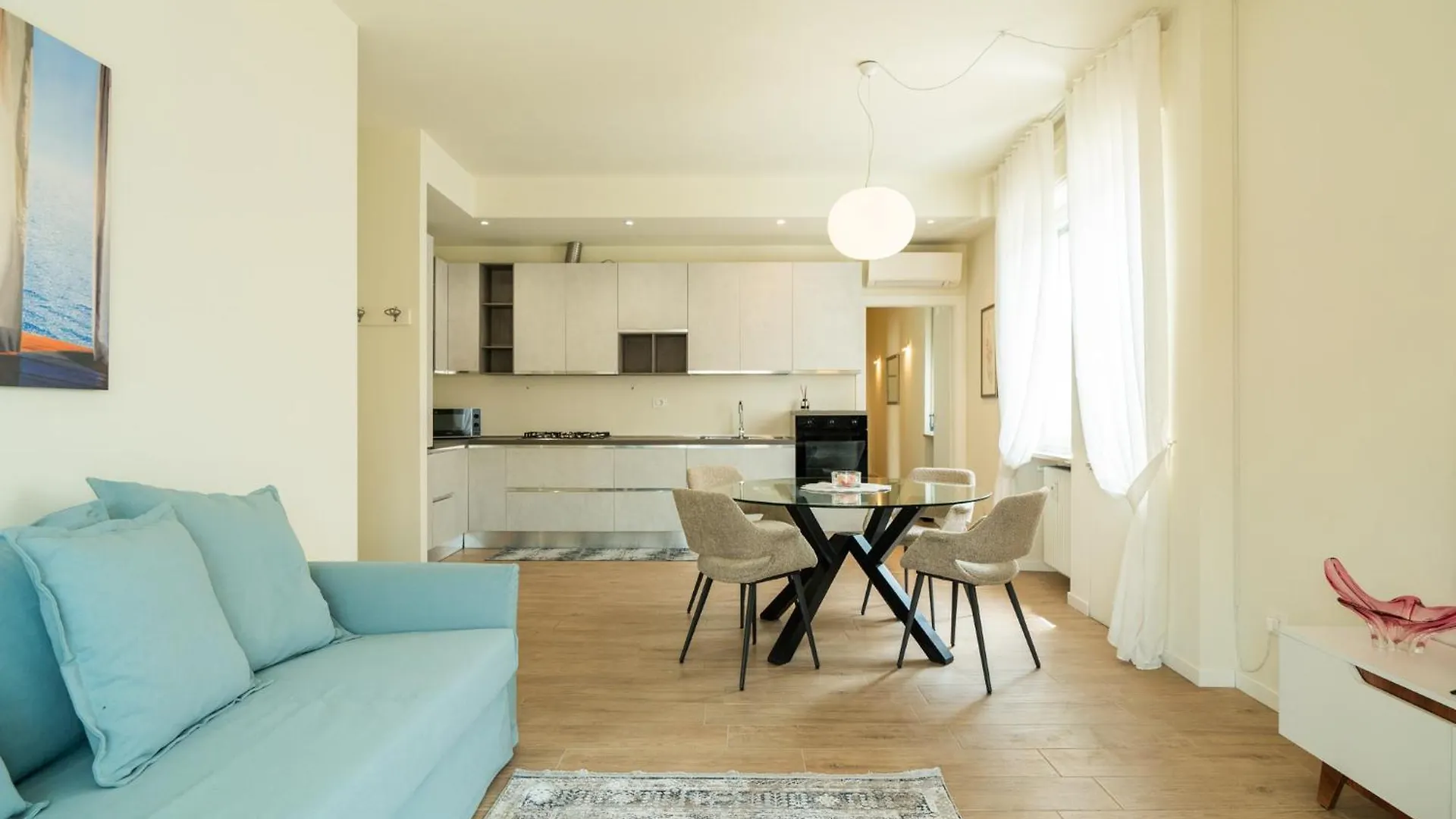 Domus Verona - Ampia Residenza Filippini A Pochi Passi Dall'Arena 0*,  意大利