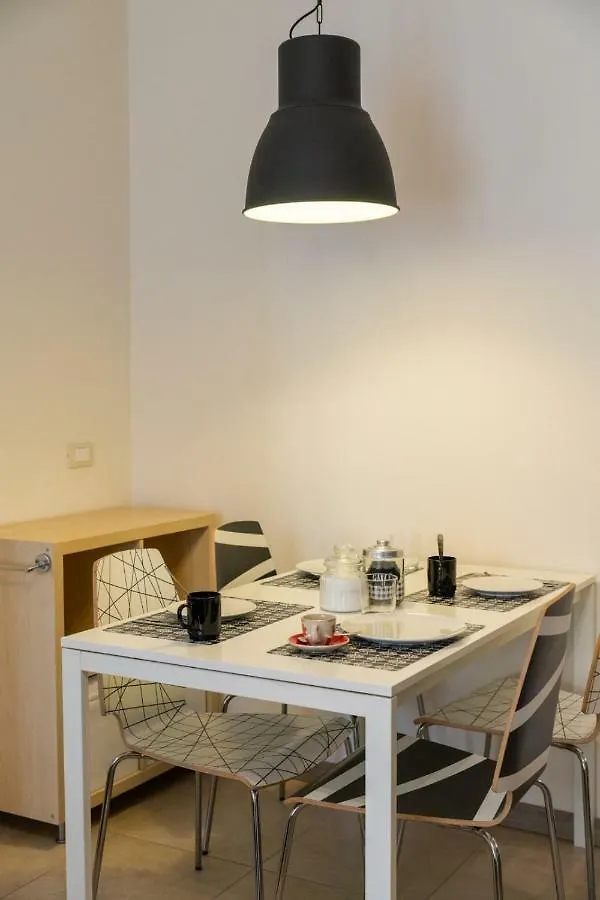 Appartement Domus Verona - Ampia Residenza Filippini A Pochi Passi Dall'Arena