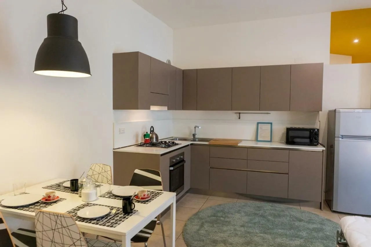 Domus Verona - Ampia Residenza Filippini A Pochi Passi Dall'Arena Włochy